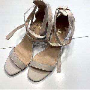 Lulus Nude Lace Up 3.5” Heels Size 7.5 Womens